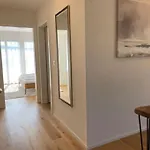 Apartament Faboulous 1br Near Center - Sun 16 *